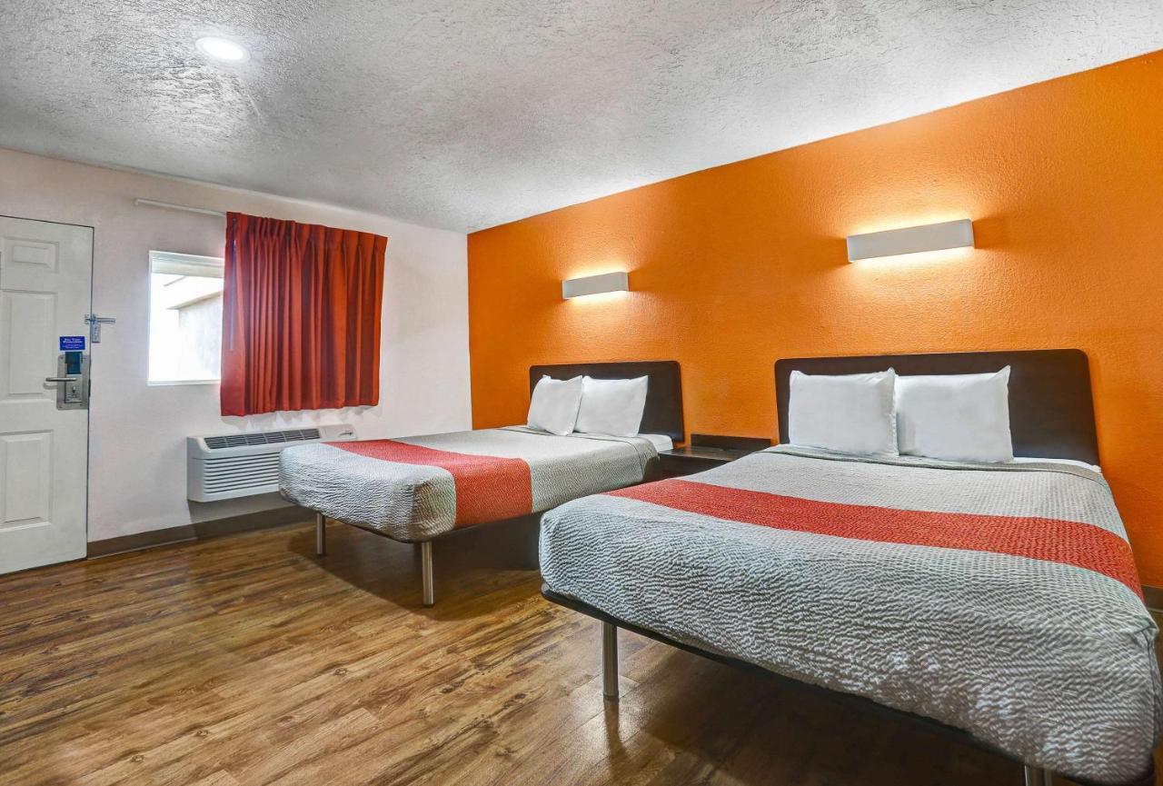 Motel 6-Clovis, Nm Екстер'єр фото