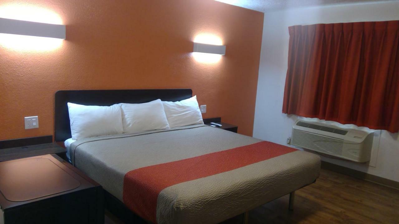 Motel 6-Clovis, Nm Екстер'єр фото
